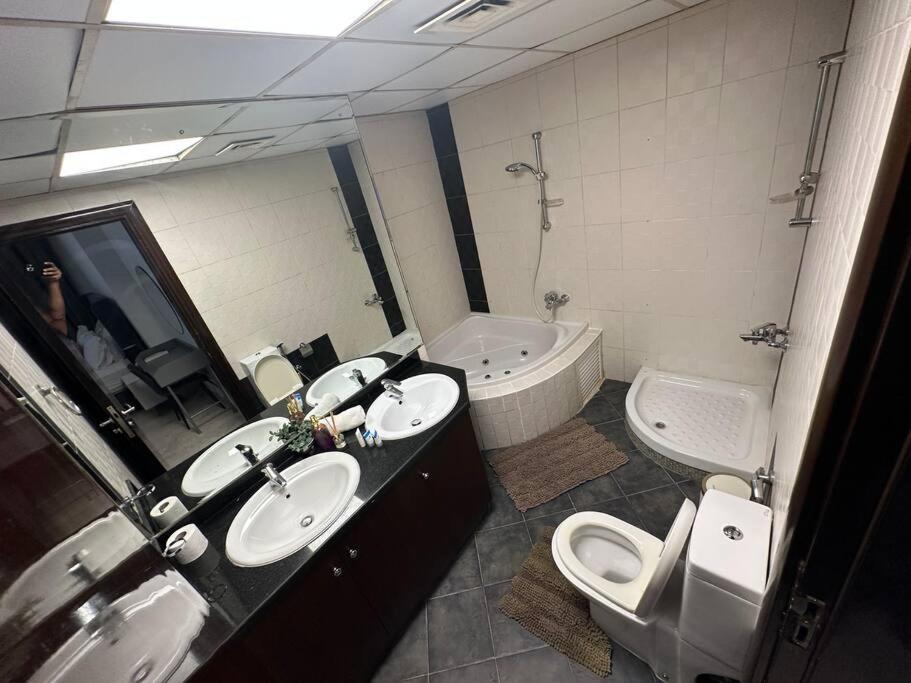 2 Bedrooms With Marina Views Dubai