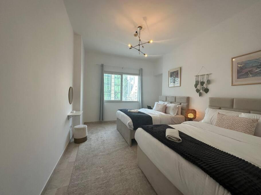 Apartment 2 Bedrooms With Marina Views Dubai