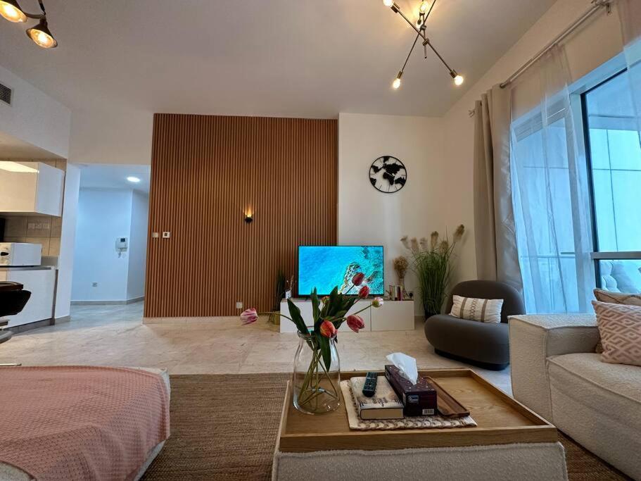 Apartment 2 Bedrooms With Marina Views