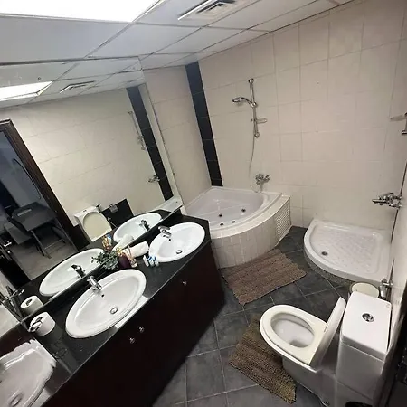 2 Bedrooms Apartment With Marina Views دبي المظهر الخارجي الصورة